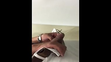 é§…ãƒˆã‚¤ãƒ¬è¦‹ã‚‰ã‚ŒãªãŒã‚‰å¾ã€…ã«å¤§ãã