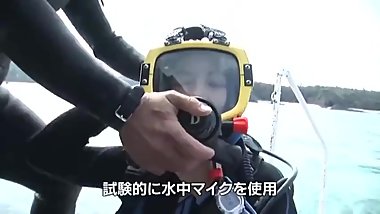 JAPANESE FFM DIVER GIRL 3