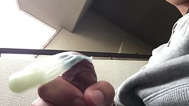 18æ­³ å±‹å¤– ã‚ªãƒŠãƒ‹ãƒ¼ ã‚³ãƒ³ãƒ‰ãƒ¼ãƒ  å¤§é‡å°„ç²¾