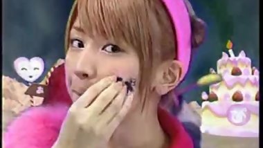 ãƒ¢ãƒ¼å¨˜ã€‚ åŠ è­·ã€ç­‹è‚‰ãƒžãƒ³ç€ãã‚‹ã¿ã«ä¹³ã‚’æ‰ã¾ã‚Œã¦ã„ã‚‹