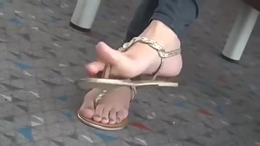 candid japanese flipflops